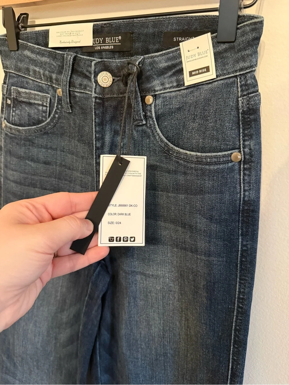 Judy Blue • Be In Control Tummy Control NWT Sz 0 Straight Dark Wash Jean - Picture 11 of 11